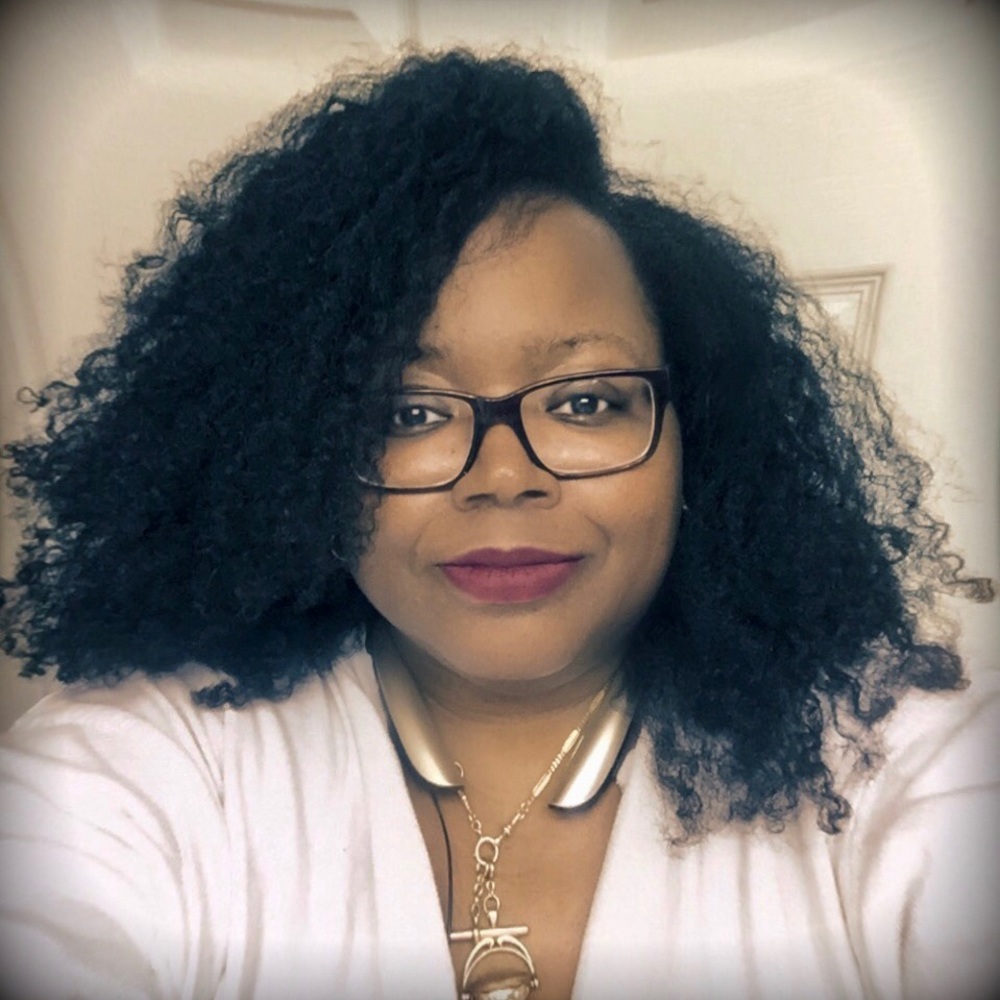 Meet your Posher, Vivian